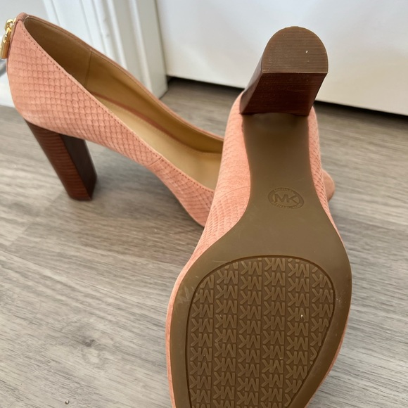Michael by Michael Kors Heels - Picture 4 of 4